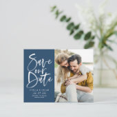 Blue Waterverf Brush Kalligrafie Save Our Date Aankondigingskaart (Staand voorkant)