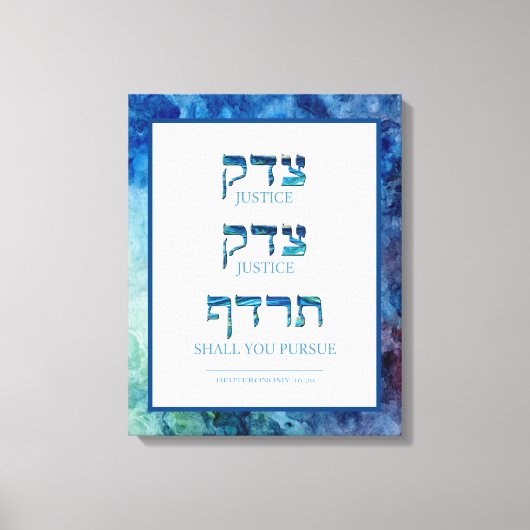 Blue Waterverf Hebrew Tzedek Justice Stretted Canvas Afdruk (Voorkant)