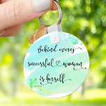 Blue Waterverf Succesvolle Voman Quote Typografie Sleutelhanger<br><div class="desc">"Achter elke succesvolle vrouw is zij." Wie heeft Prins Charming nodig? Maak je eigen "gelukkig ooit daarna" en omarm 'meisjeskracht' wanneer je deze stijlvolle, kleurrijke inspirerend feministische acrylsleutelhanger gebruikt met een zwarte handgeschreven script dat een aqua turquoise blue ombre waterverf splash bedekt. Deze sleutelhanger komt in kleine en grote grootte,...</div>