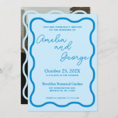 Blue Wavy Retro bruiloft foto uitnodiging (Voorkant / Achterkant)