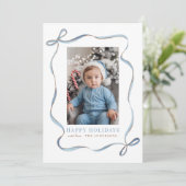 Blue Wavy Ribbon Bow Lijst Kerstfoto Feestdagenkaart (Staand voorkant)