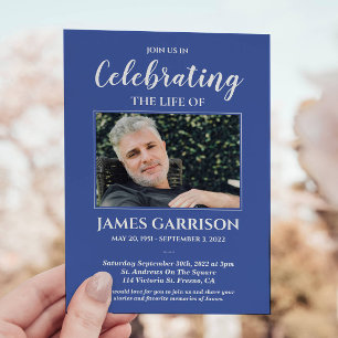 Blue White Celebration of Life Photo Memorial Kaart