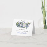 Blue White Floral 90th Birthday Foto Bedankkaart<br><div class="desc">Mooie manier om je dankbaarheid uit te spreken aan familie en vrienden. Een grote botanische vlek van witte rozen en blauwe bloemen creëer een mooie bovengrens. Het wordt gevolgd door twee regels tekst die je in staat stellen je dankjewel te personaliseren, gevolgd door jouw naam. Binnenin kun je je foto...</div>