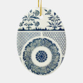 Blue White Floral Chinese Round Keramisch Ornament (Achterkant)