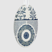 Blue White Floral Chinese Round Ornament (voorkant)