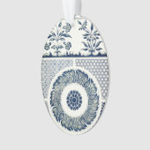 Blue White Floral Chinese Round Ornament (voorkant)