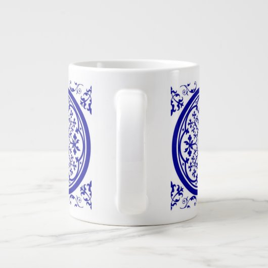 Blue White gothic Tile Pattern Grote Koffiekop (Achterkant)