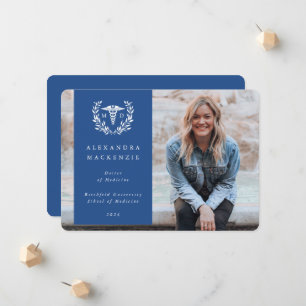 Blue + White Laurel WreatMedical Degree Foto Aankondiging