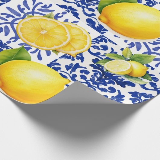 Blue White Lemon Tile Pattern Mediterranean Citrus Cadeaupapier (Hoek)