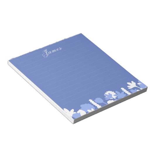 Blue White Minimal Floral Personalized Notepad Notitieblok (Schuin)