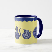 Blue Willow China Bord Pitcher Jug op Geel Mok (Voorkant rechts)