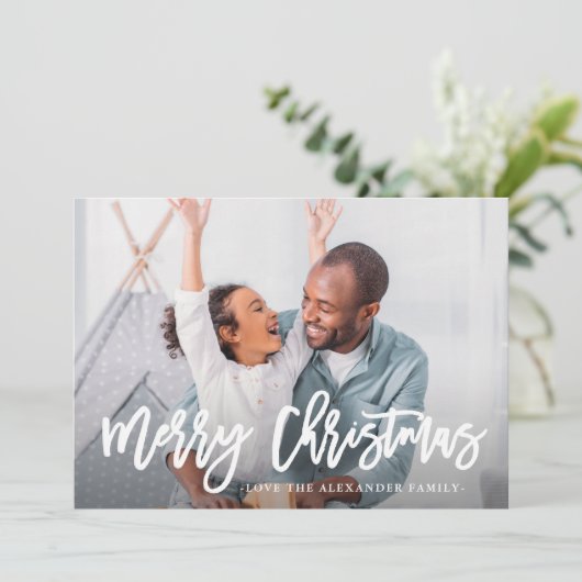 Blue Winter Botanical Merry Christmas Script Foto Feestdagenkaart (Staand voorkant)