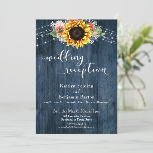 Blue Wood Sunflower Lights Weddenschap Receptie Kaart (Staand voorkant)