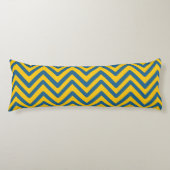 Blue Yellow Retro Chevron Pattern Lichaamskussen (Voorkant)