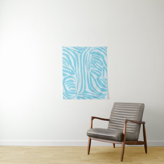 Blue Zebra Pattern Wandkleed (In situ)