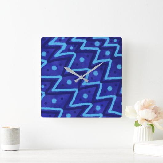 Blue Zig Zags Dots Funky Pattern  Vierkante Klok (Huis)