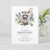 Blueberries & Raccoon Boy Berry First 1st Birthday Kaart (Staand voorkant)