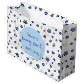 Blueberry Birthday Berry Sweet Large Gift Bag Groot Cadeauzakje (Voorkant Gekanteld)
