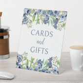 Blueberry bloemenbaby jongen douchekaarten cadeaub reclamebord met voetstuk (Insitu)