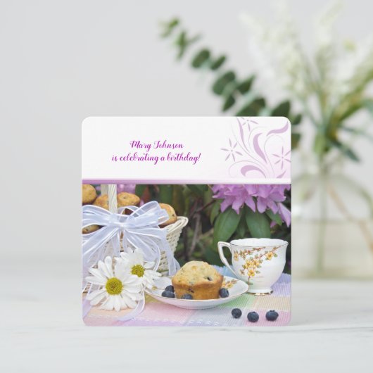 Blueberry muffins verjaardag brunch kaart (Staand voorkant)