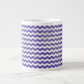 Blueberry Smear Chevron Pattern Grote Koffiekop (Voorkant)