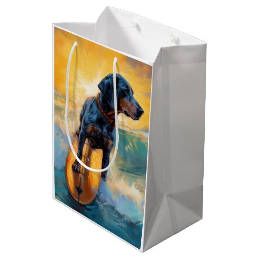 Bluetick Coonhound Beach Surfen schilderij Medium Cadeauzakje (Achterkant Gekanteld)