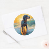 Bluetick Coonhound Beach Surfen schilderij Ronde Sticker (Envelop)