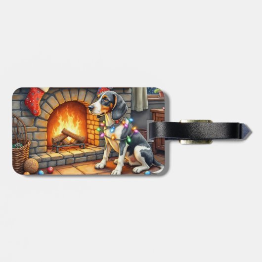 Bluetick Coonhound Fireplace with Christmas Lights Bagagelabel (Achterkant horizontaal)