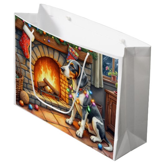 Bluetick Coonhound Fireplace with Christmas Lights Groot Cadeauzakje (Voorkant Gekanteld)