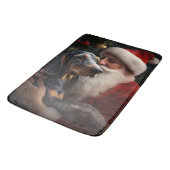 Bluetick Coonhound met Kerstman Kerstmis Badmat (Gekanteld)