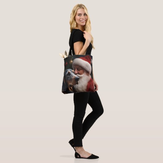 Bluetick Coonhound met Kerstman Kerstmis Tote Bag (Op model)
