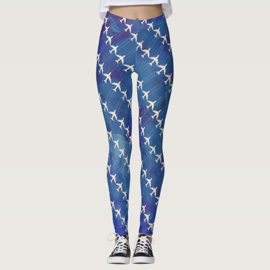 bluish watercolor with airplanes pattern leggings (Voorkant)