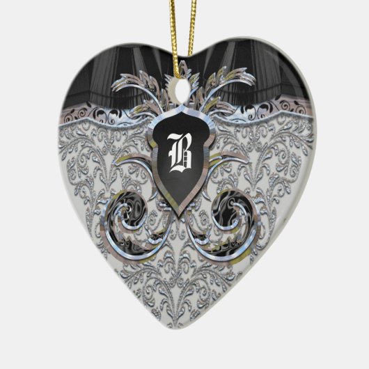 Blumenmaske Victoriaans Keramisch Ornament (Links)