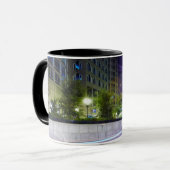 Blurred Traffic at Night Mok (Voorkant links)