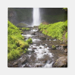 Blurred Waterfall en River Magneet