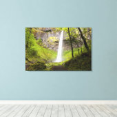 Blurred Waterfall in Oregon rond Lush Greenery Canvas Afdruk (Insitu (Houten vloer))