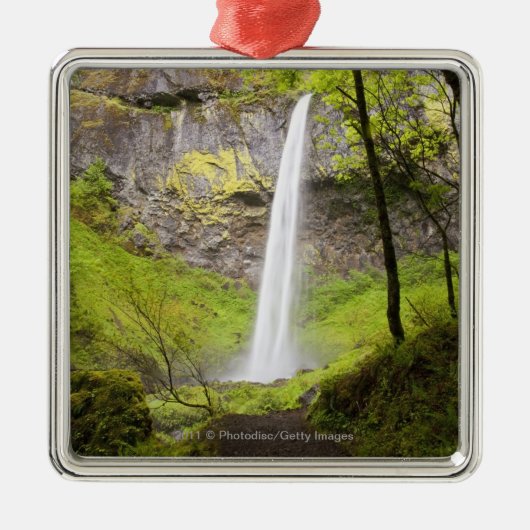 Blurred Waterfall in Oregon rond Lush Greenery Metalen Ornament (Voorkant)
