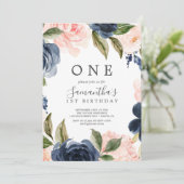Blush and Navy Flowers White Wreate First Birthday Kaart (Staand voorkant)