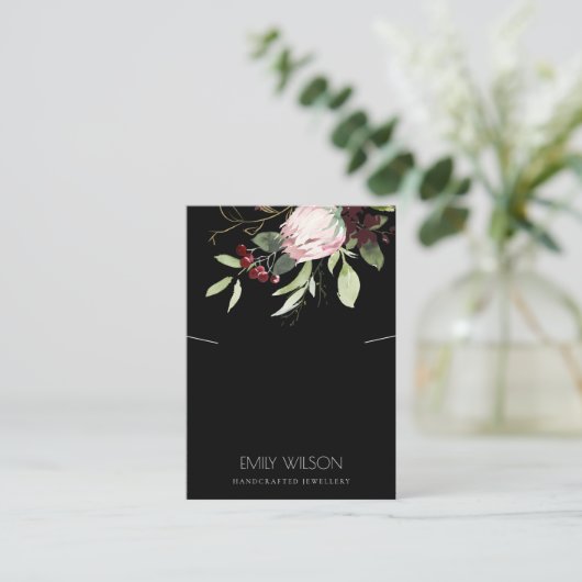 BLUSH BLACK BURGUNDY PROTEA FLORA KETTING DISPLAY VISITEKAARTJE (Staand voorkant)