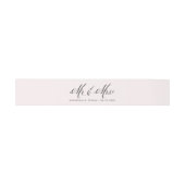Blush & Black Mr. en Mrs Elegant Script Wedding Uitnodigingen Wikkel (Vlak)