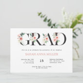 Blush Bloemen Letters Afstuderen Invitation Kaart (Staand voorkant)