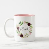 Blush bloemenkrans gepersonaliseerd tweekleurige koffiemok (Links)