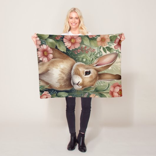 Blush Blooms and Bunny Dreams  Fleece Deken (In situ)