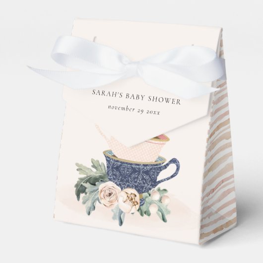 Blush Blue Floral Stapelde Tea Cups Baby shower Bedankdoosjes (Voorkant Zijde)