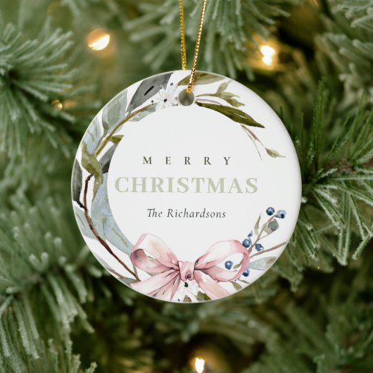Blush Blue Green Winter Kerstkrans Foto Keramisch Ornament (Boom)