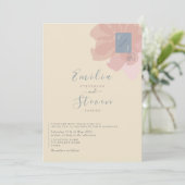 Blush Blue Moderne Bloemen Huwelijksuitnodiging Kaart (Staand voorkant)