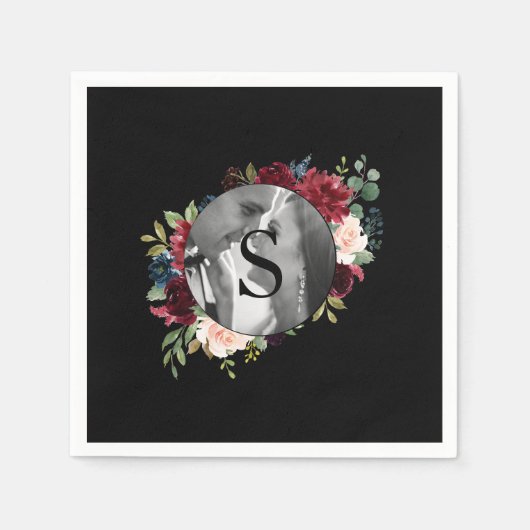 Blush Bourgogne Foto Monogram Floral Weddenschap Servet (Voorkant)