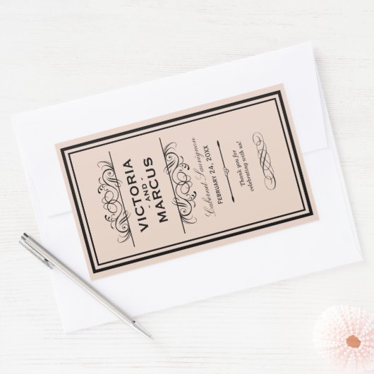 Blush Bruiloft Wijnfles Monogram Rechthoekige Sticker (Envelop)