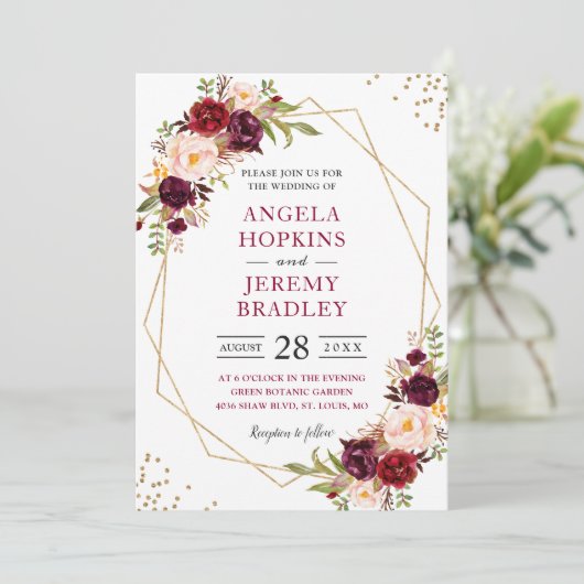 Blush Burgundy Floral Modern Gold Lijst Wedding Kaart (Staand voorkant)
