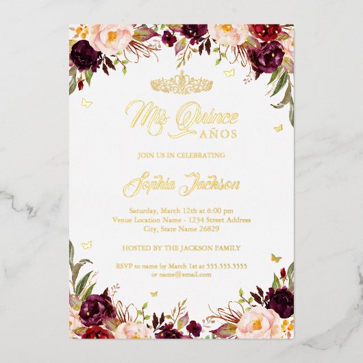 Blush Burgundy Mis Quince Floral Quinceanera Folie Uitnodiging (Voorkant)